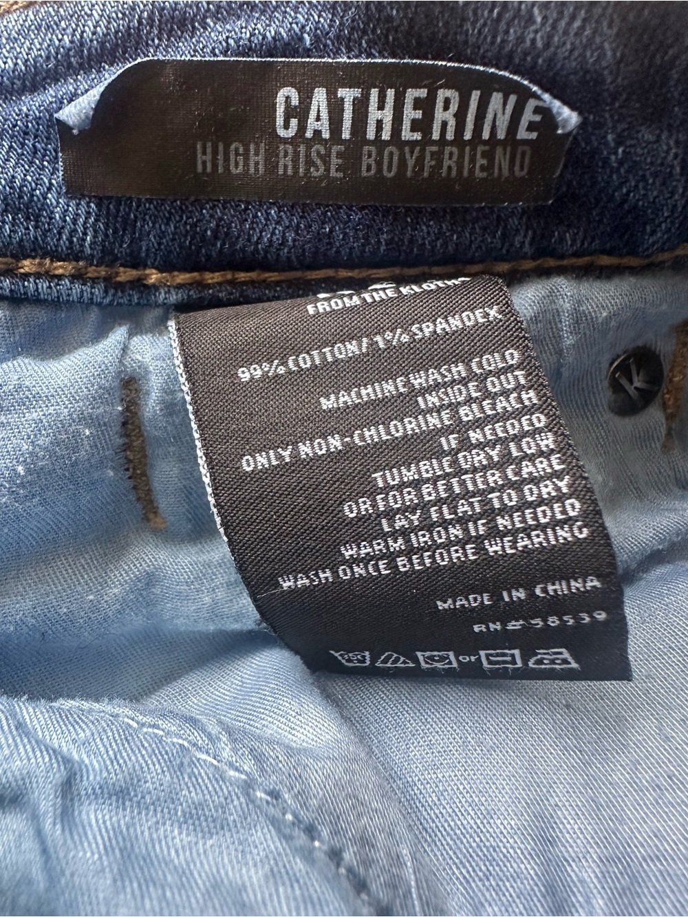 Kut from the Kloth Catherine High-Rise Boyfriend Jeans - Picture 9 of 9